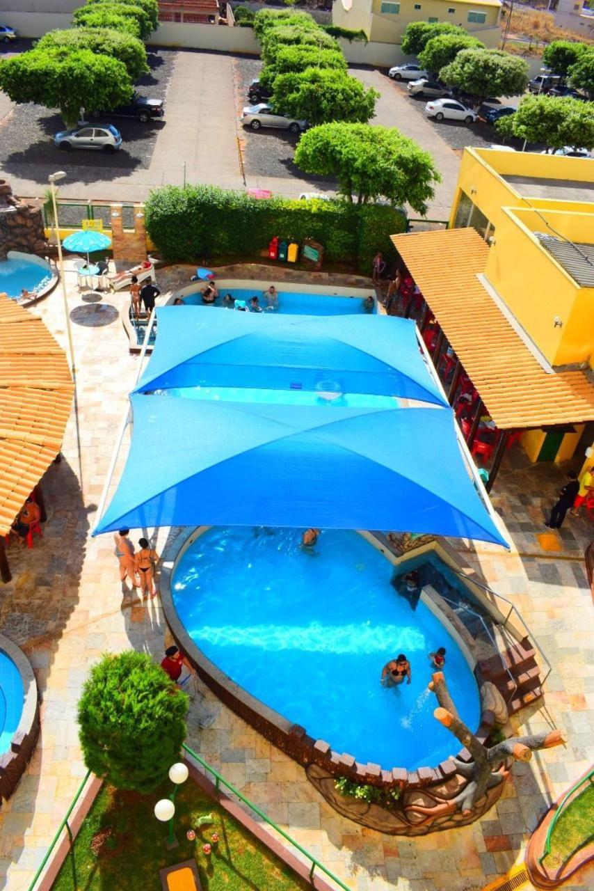 Lindos Flats Com 7 Piscinas, Bar Molhado, Restaurante - Perto Do Centro De Caldas Novas! Apartment Luaran gambar